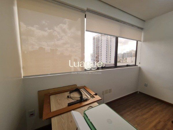 Conjunto Comercial-Sala à venda com 1 quarto, 28m² - Foto 14