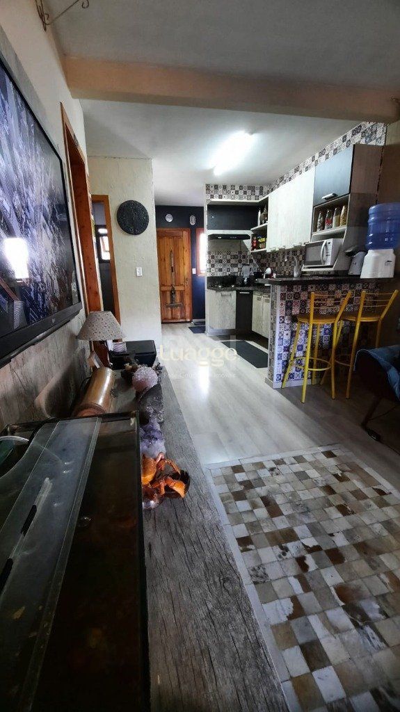Casa à venda com 4 quartos, 169m² - Foto 3