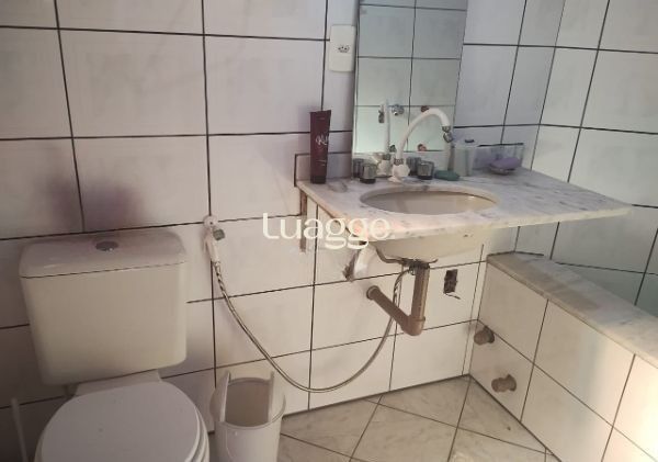 Casa à venda com 3 quartos, 208m² - Foto 12