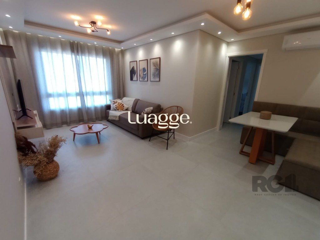 Apartamento à venda com 3 quartos, 76m² - Foto 2