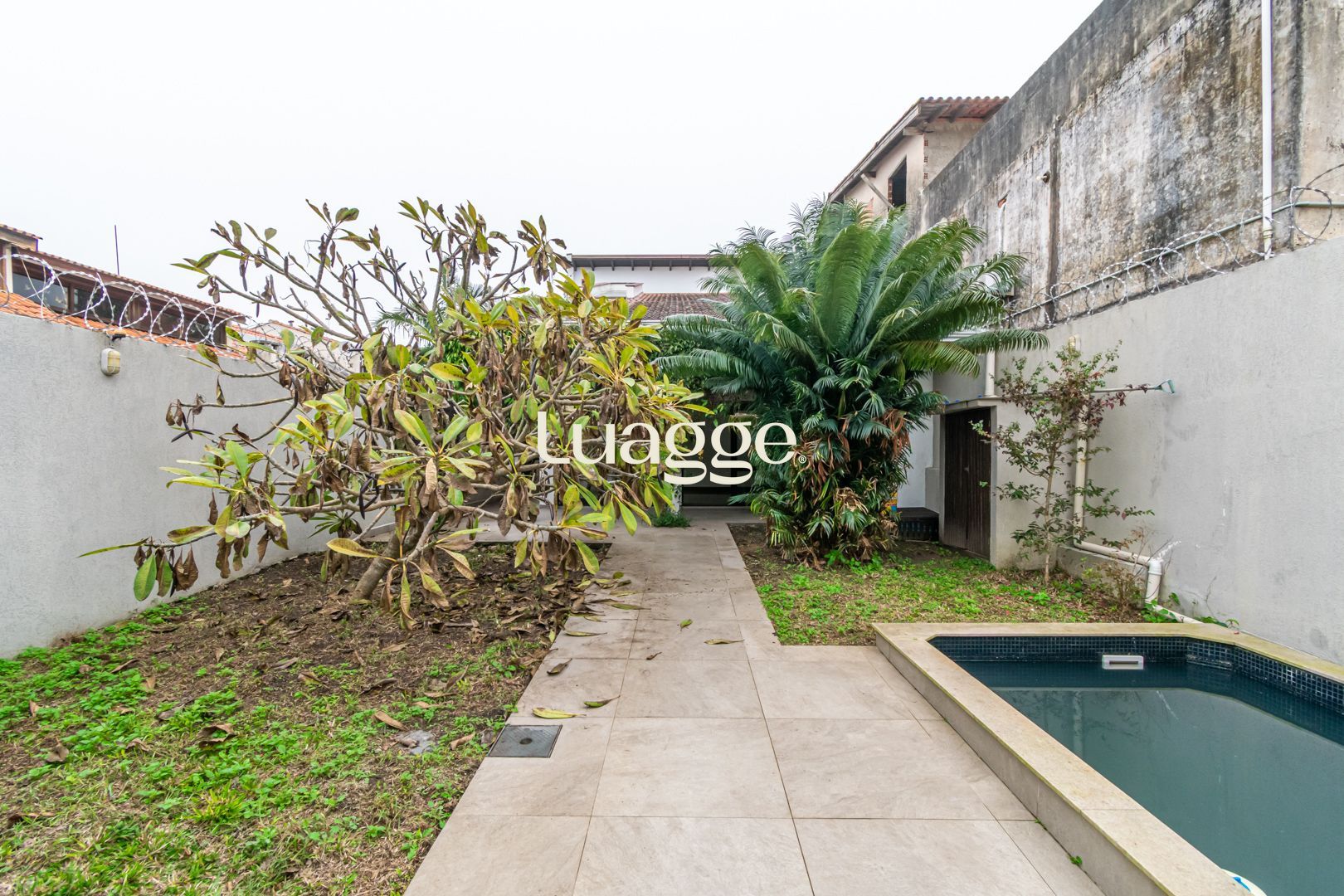 Casa à venda com 3 quartos, 355m² - Foto 5