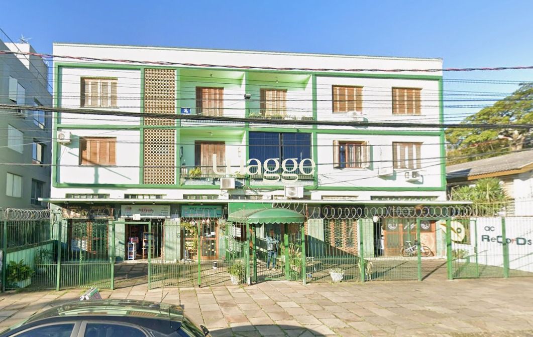 Apartamento no bairro Teresópolis de 1 dormitório térreo com pátio