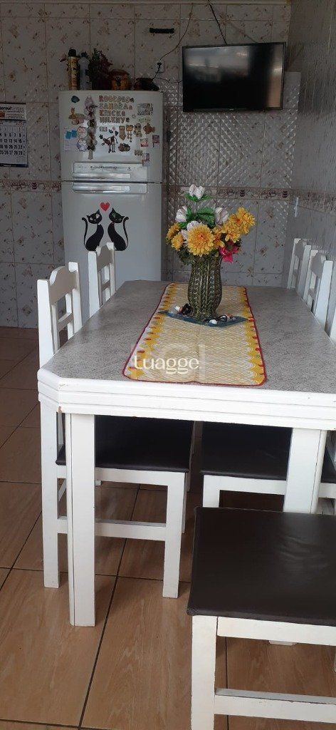 Casa à venda com 4 quartos, 97m² - Foto 5