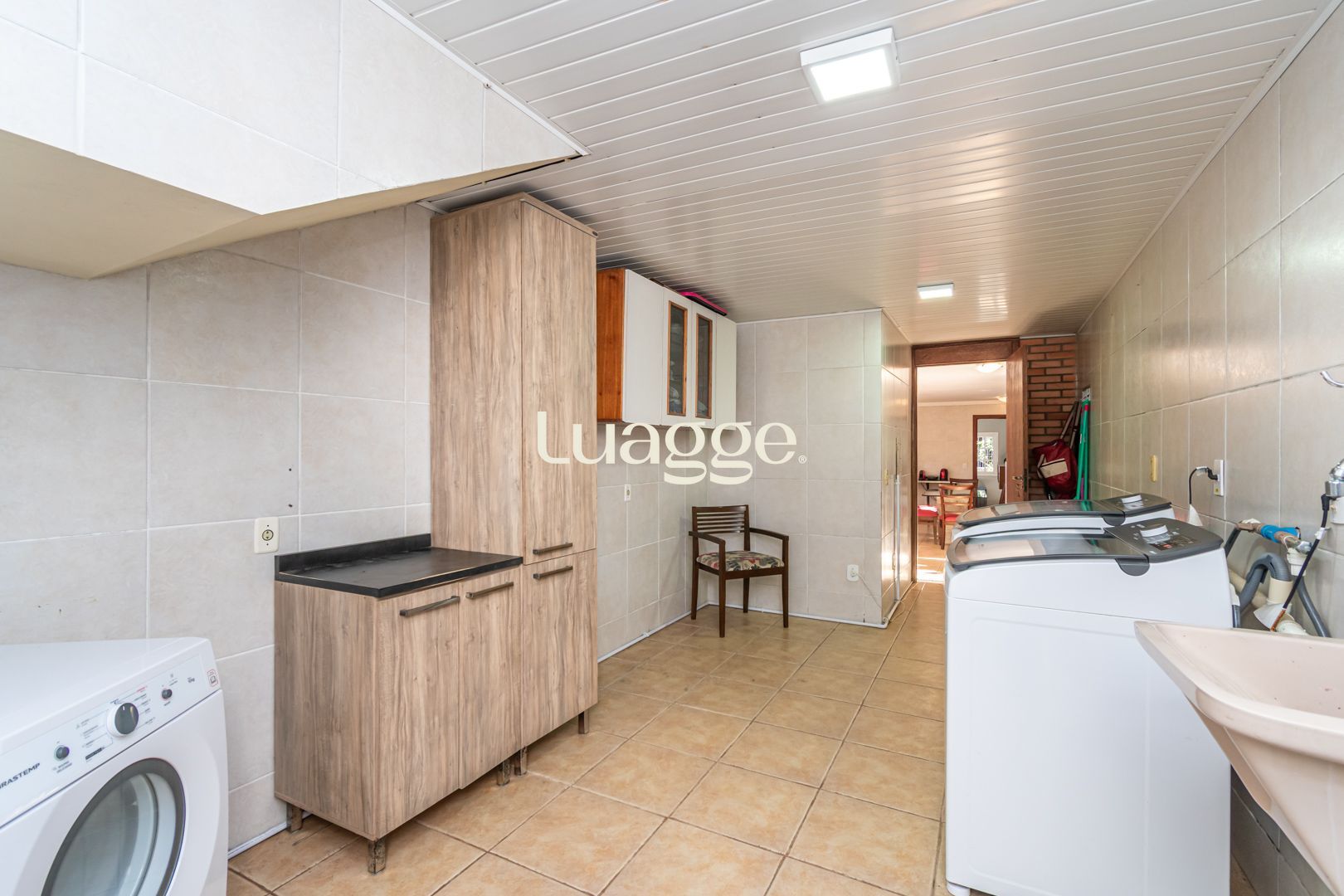 Casa à venda com 4 quartos, 335m² - Foto 31