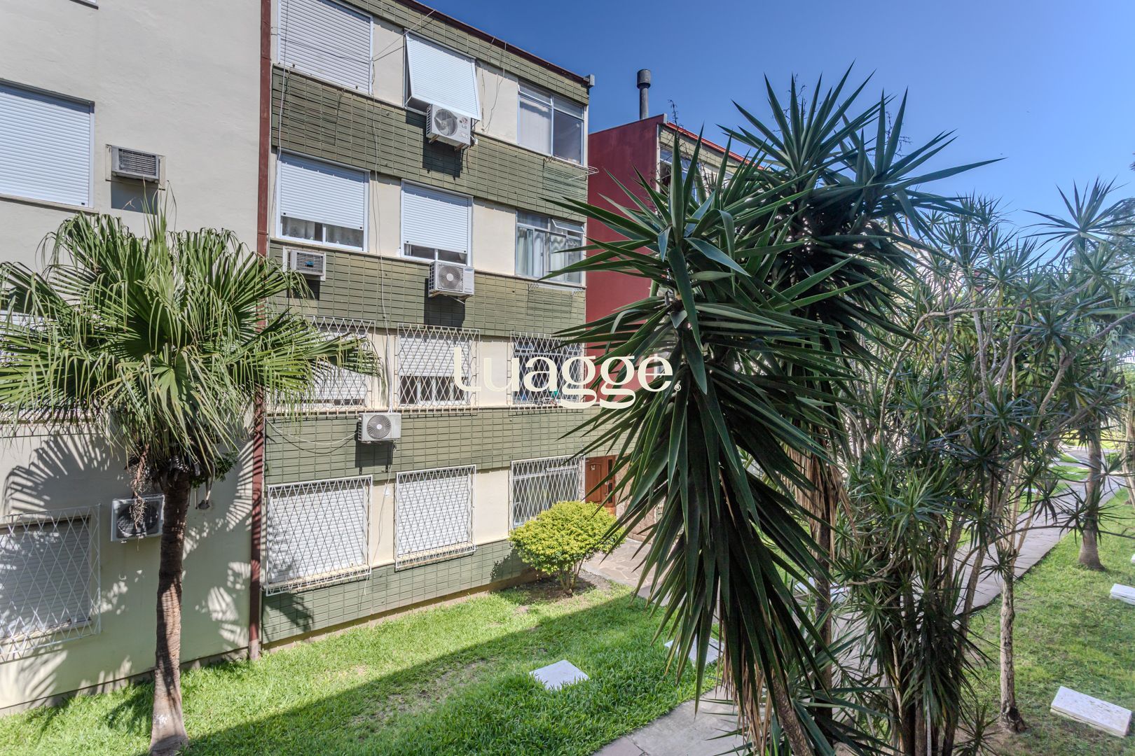 Apartamento de 2 dormitórios e *vaga no bairro Cavalhada
