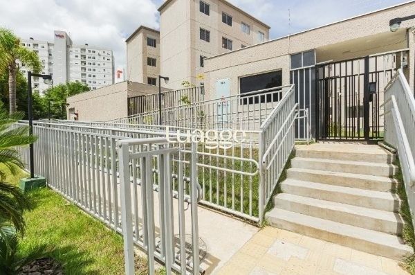 Apartamento no Jardim Carvalho de 2 dormitórios e infra