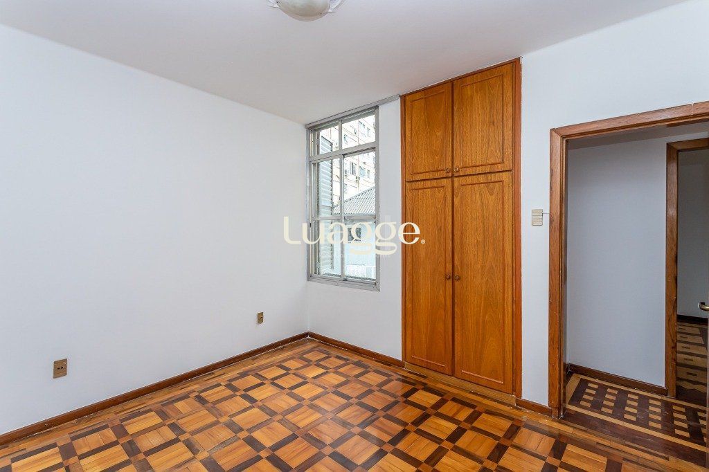Apartamento à venda com 3 quartos, 106m² - Foto 13
