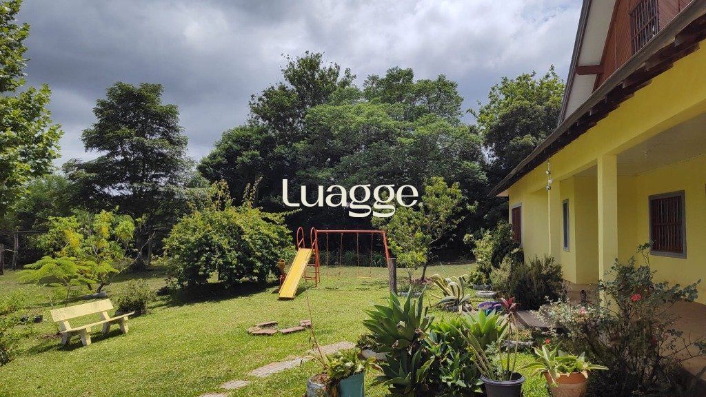 Chácara à venda com 4 quartos, 302m² - Foto 46