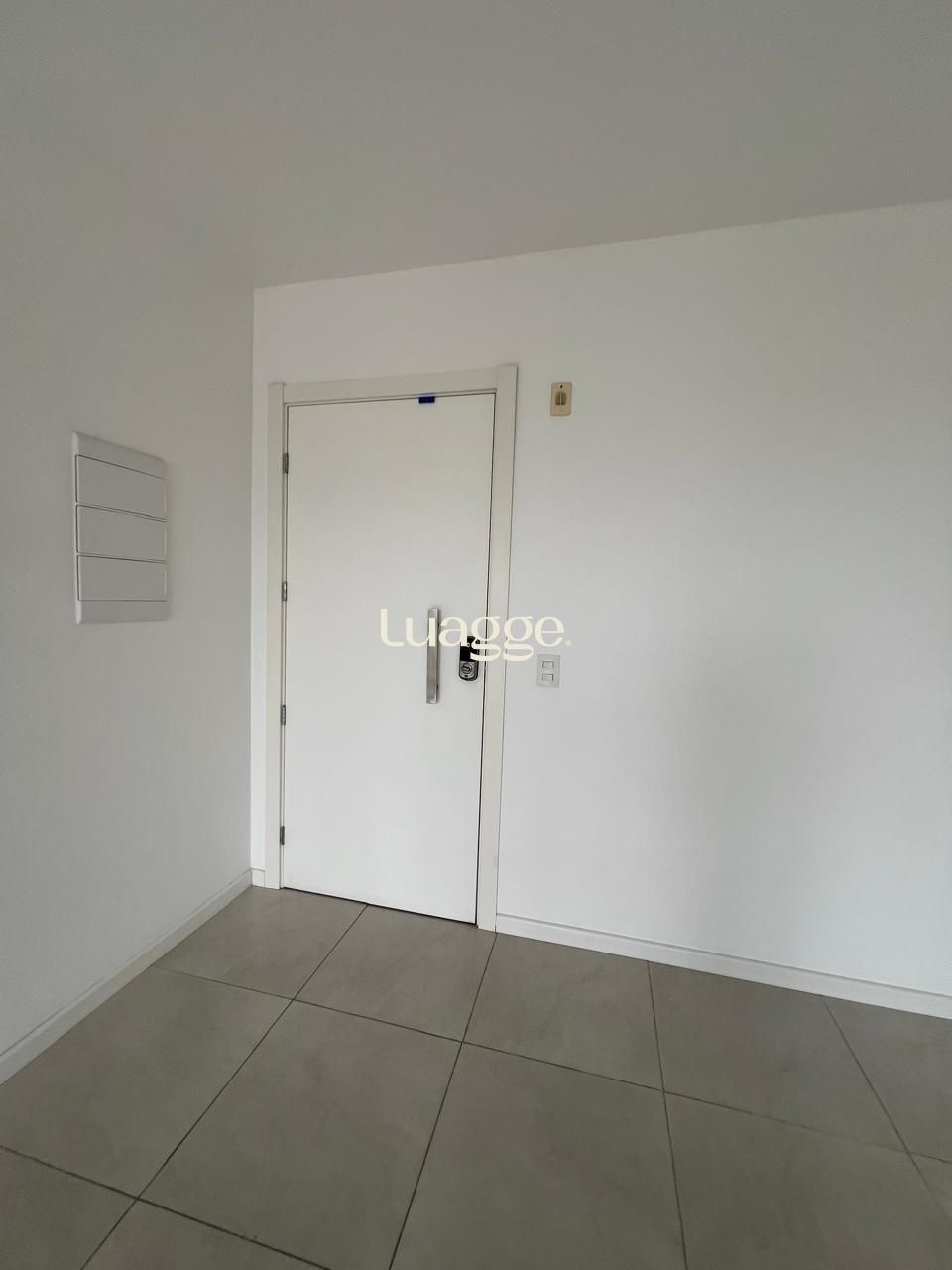 Apartamento à venda com 2 quartos, 67m² - Foto 35