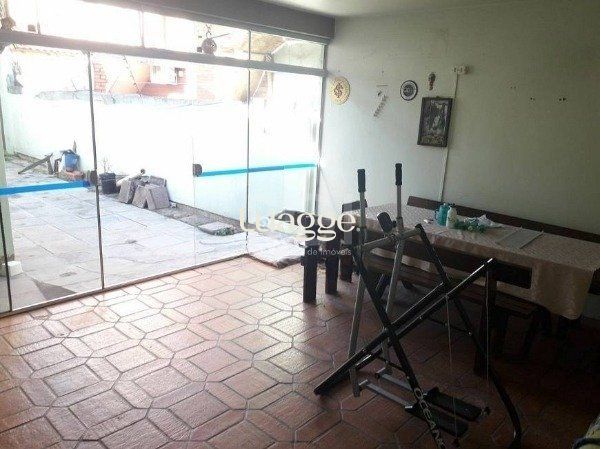 Casa à venda com 3 quartos, 185m² - Foto 14