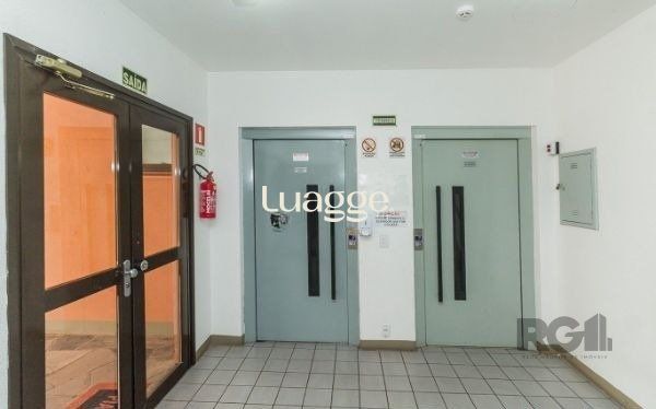 Apartamento à venda com 2 quartos, 58m² - Foto 11