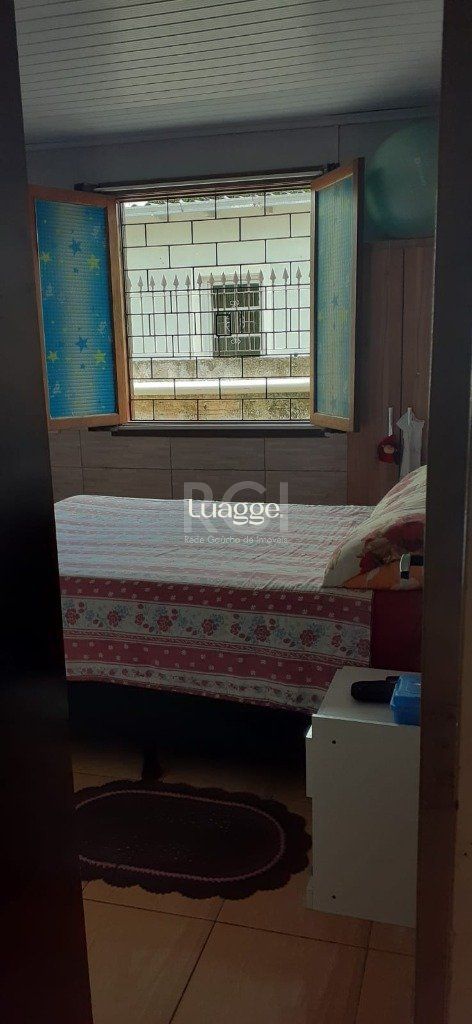 Casa à venda com 4 quartos, 97m² - Foto 14