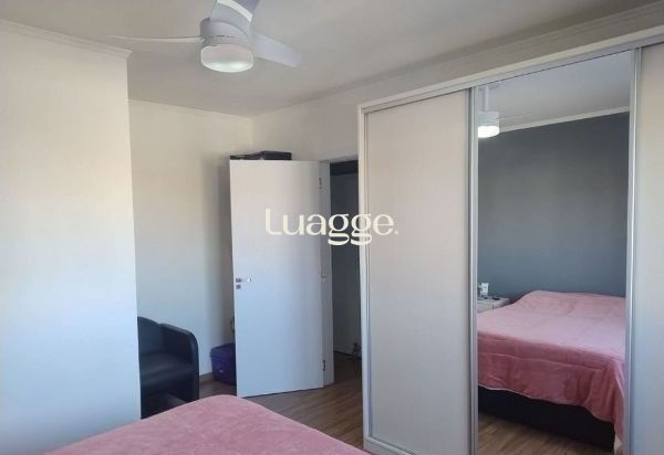 Apartamento à venda com 2 quartos, 66m² - Foto 15