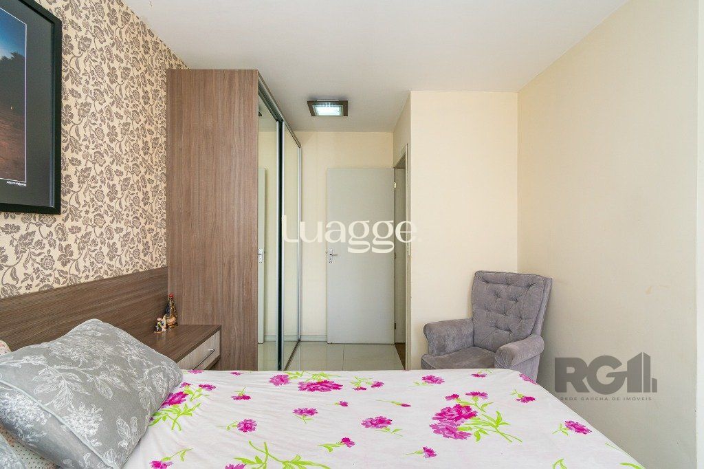 Casa à venda com 3 quartos, 90m² - Foto 15