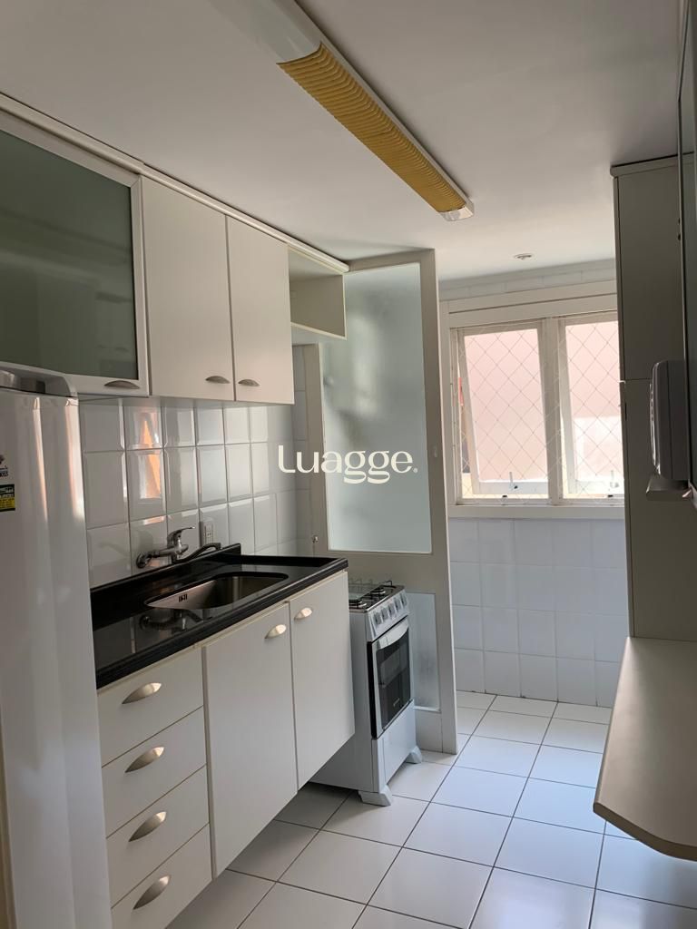 Apartamento à venda com 2 quartos, 61m² - Foto 17
