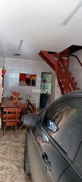 Casa à venda com 3 quartos, 136m² - Foto 3