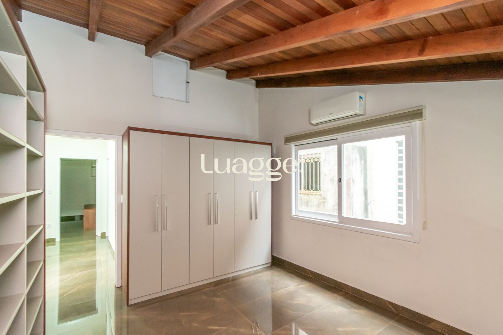 Casa à venda com 3 quartos, 355m² - Foto 20