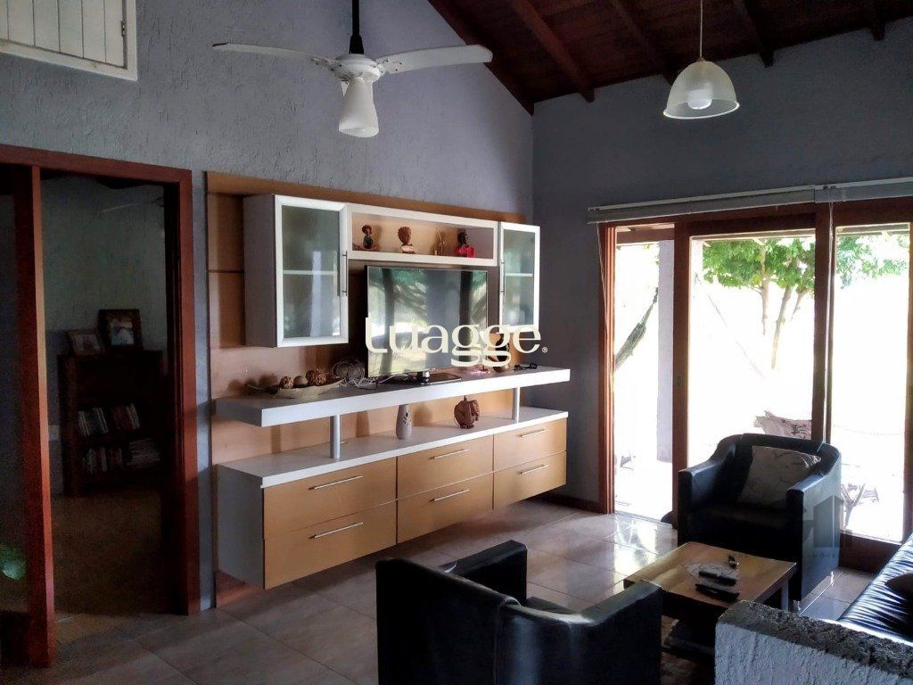 Casa de Condomínio à venda com 3 quartos, 222m² - Foto 36