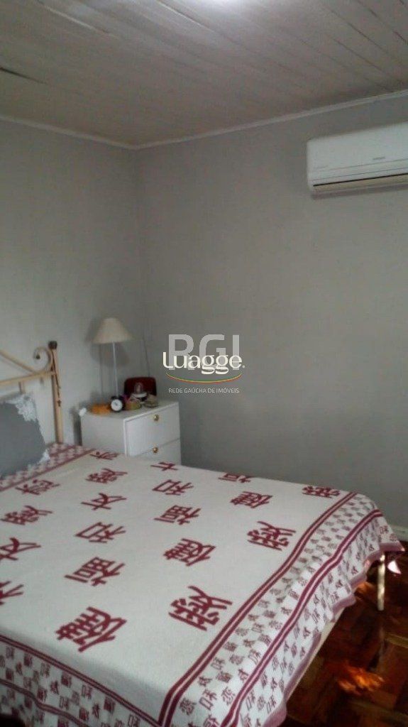 Casa à venda com 3 quartos, 64m² - Foto 13