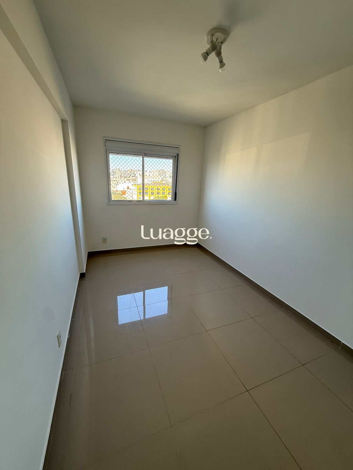 Apartamento à venda com 2 quartos, 62m² - Foto 8