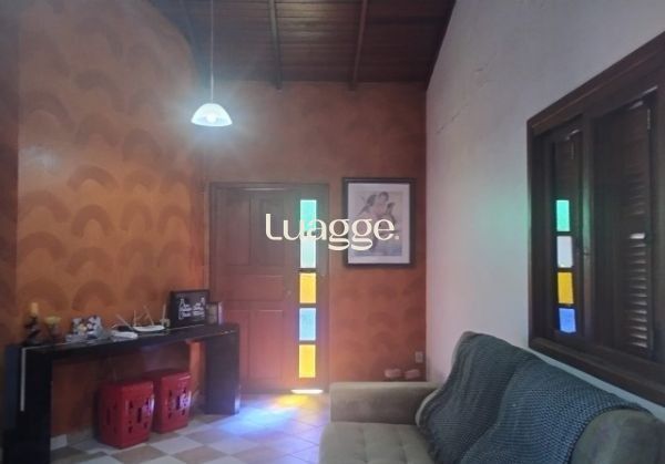 Casa à venda com 3 quartos, 208m² - Foto 14