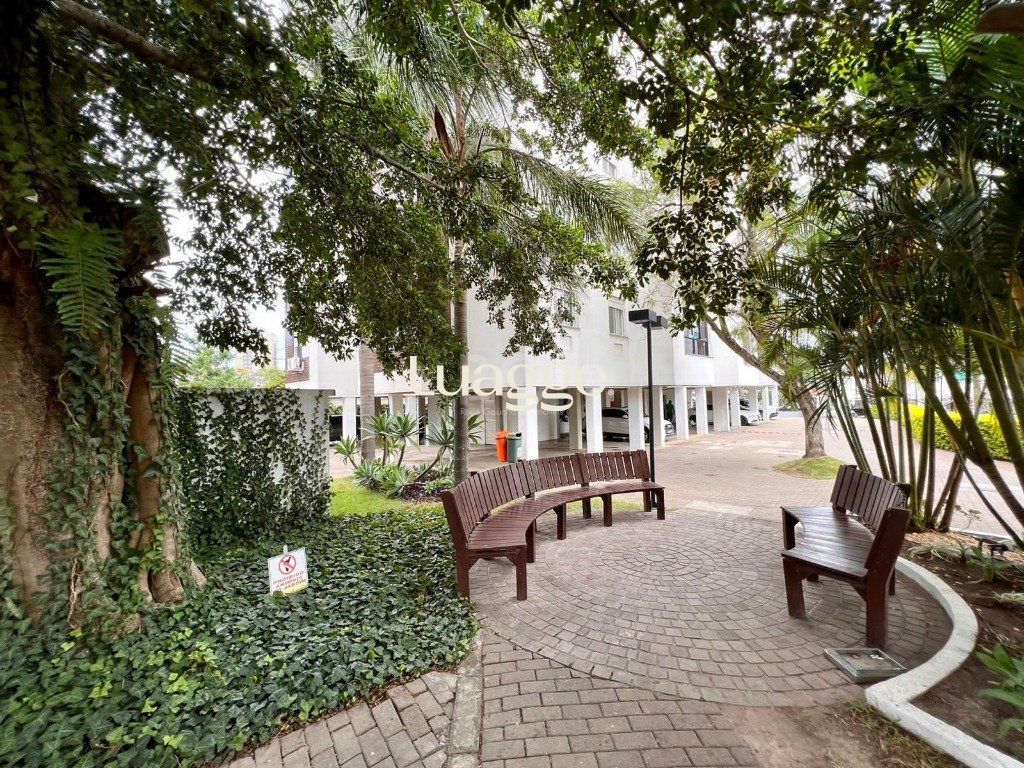 Apartamento à venda com 2 quartos, 69m² - Foto 35