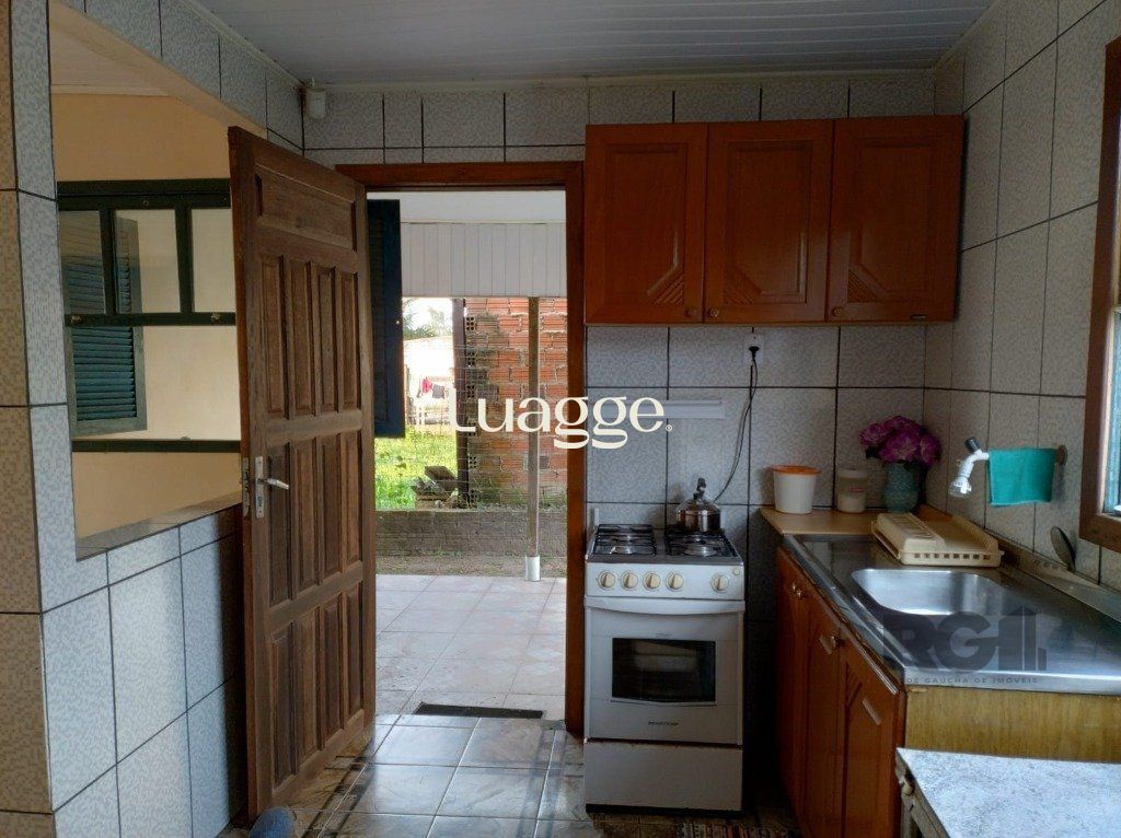 Casa à venda com 3 quartos, 72m² - Foto 9