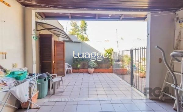 Casa à venda com 8 quartos, 443m² - Foto 32