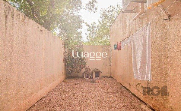 Casa de Condomínio à venda com 4 quartos, 135m² - Foto 23