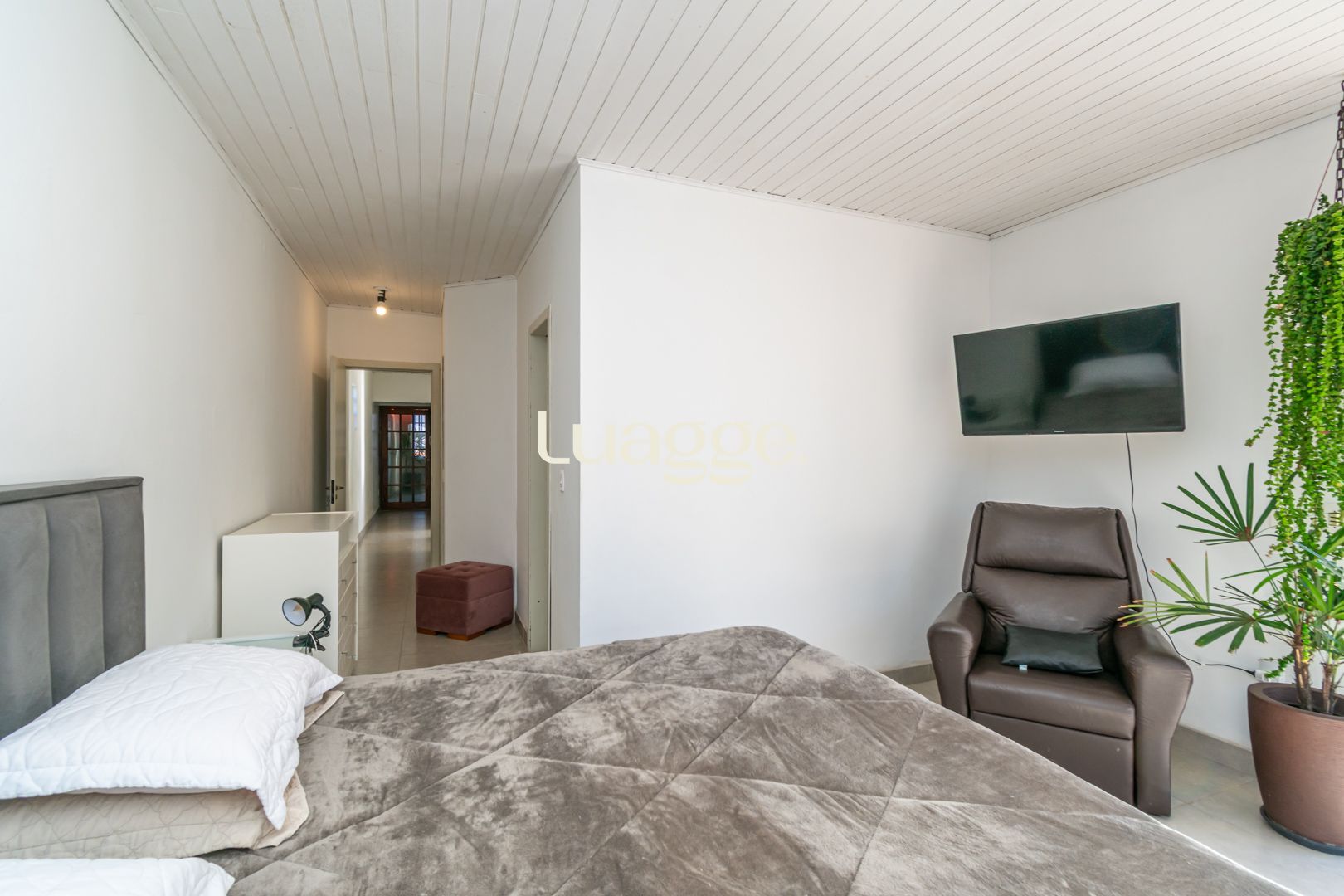 Casa à venda com 4 quartos, 335m² - Foto 16