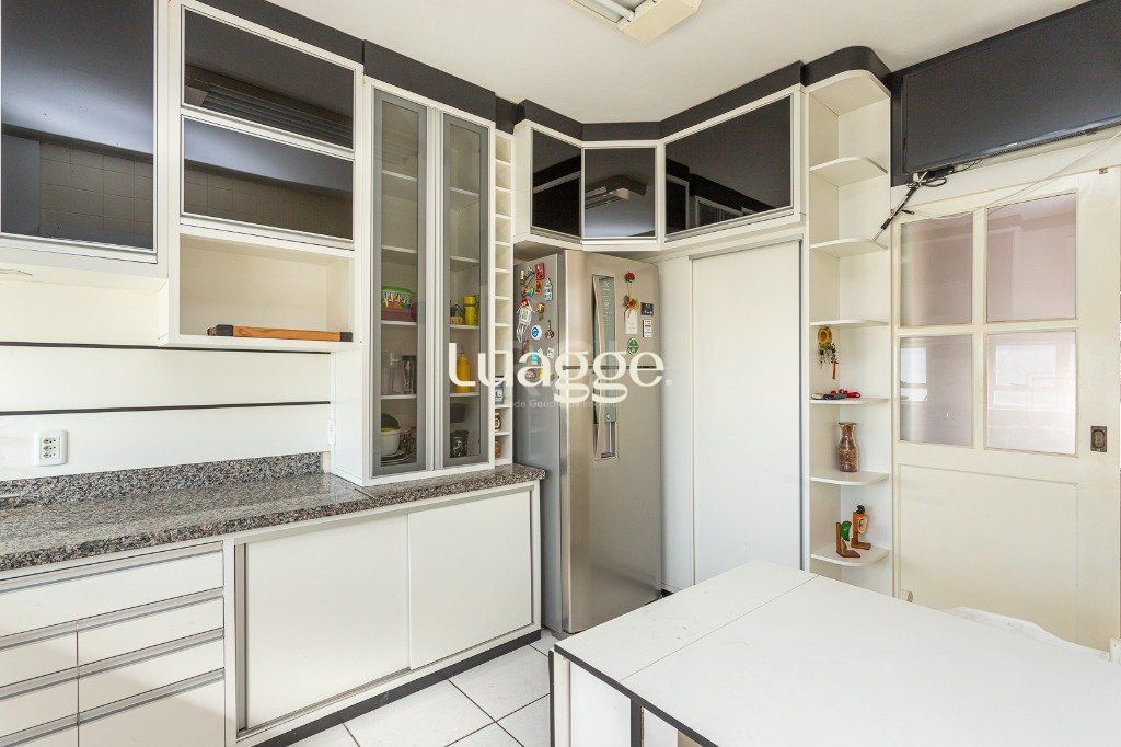 Apartamento à venda com 3 quartos, 127m² - Foto 21