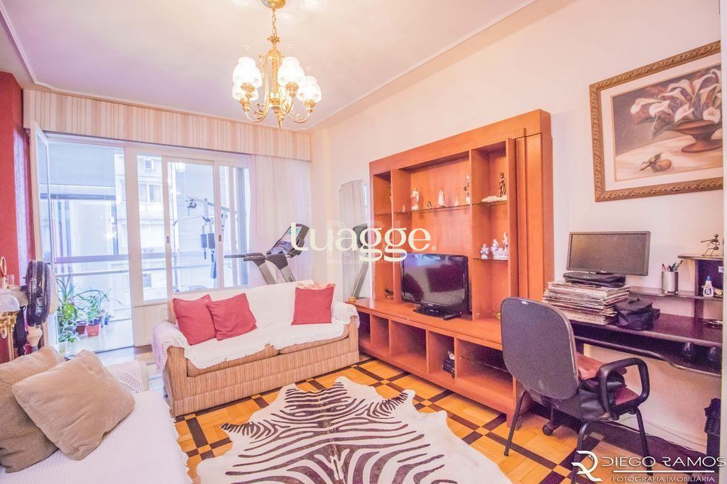 Apartamento à venda com 4 quartos, 209m² - Foto 1