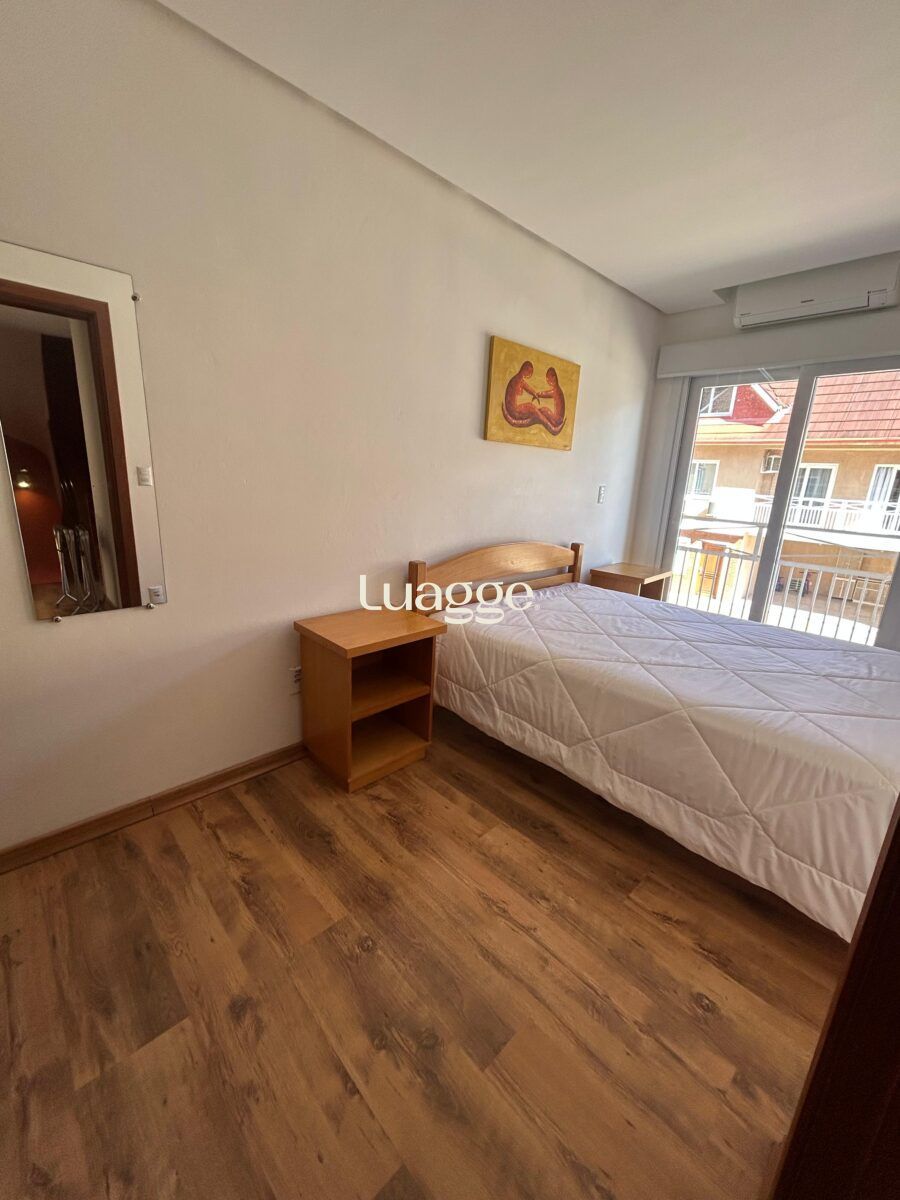 Casa de Condomínio à venda com 4 quartos, 137m² - Foto 22