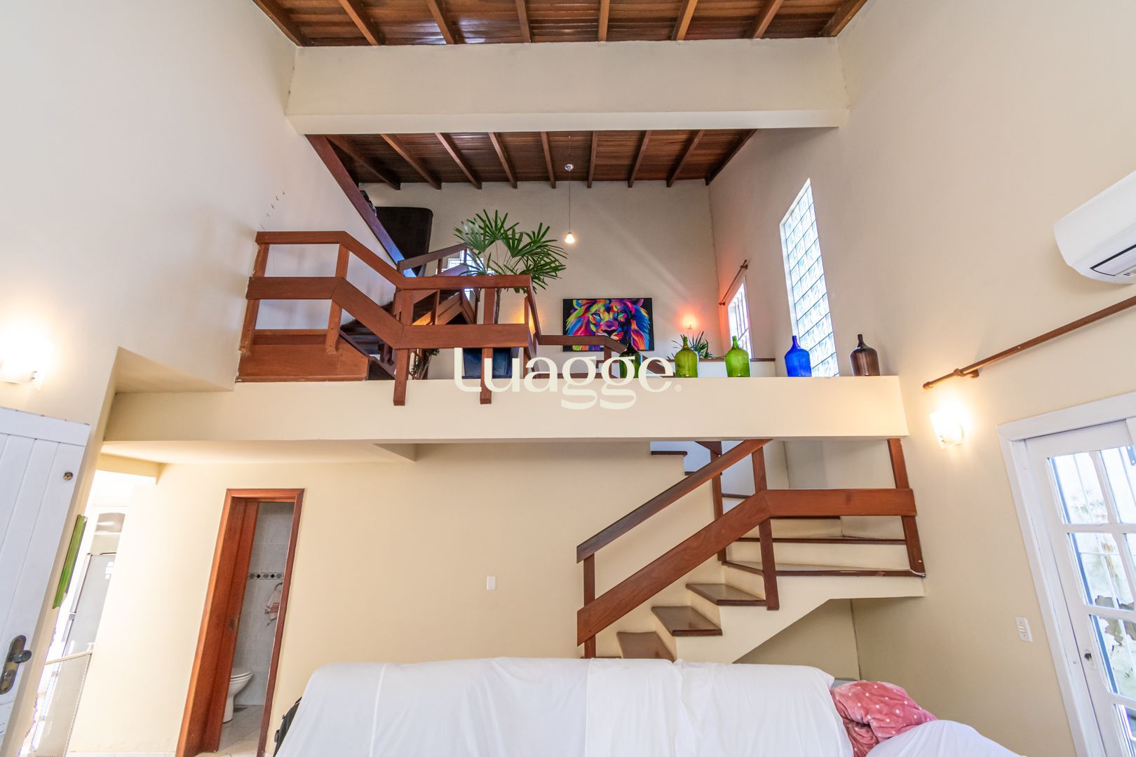 Casa à venda com 4 quartos, 335m² - Foto 14