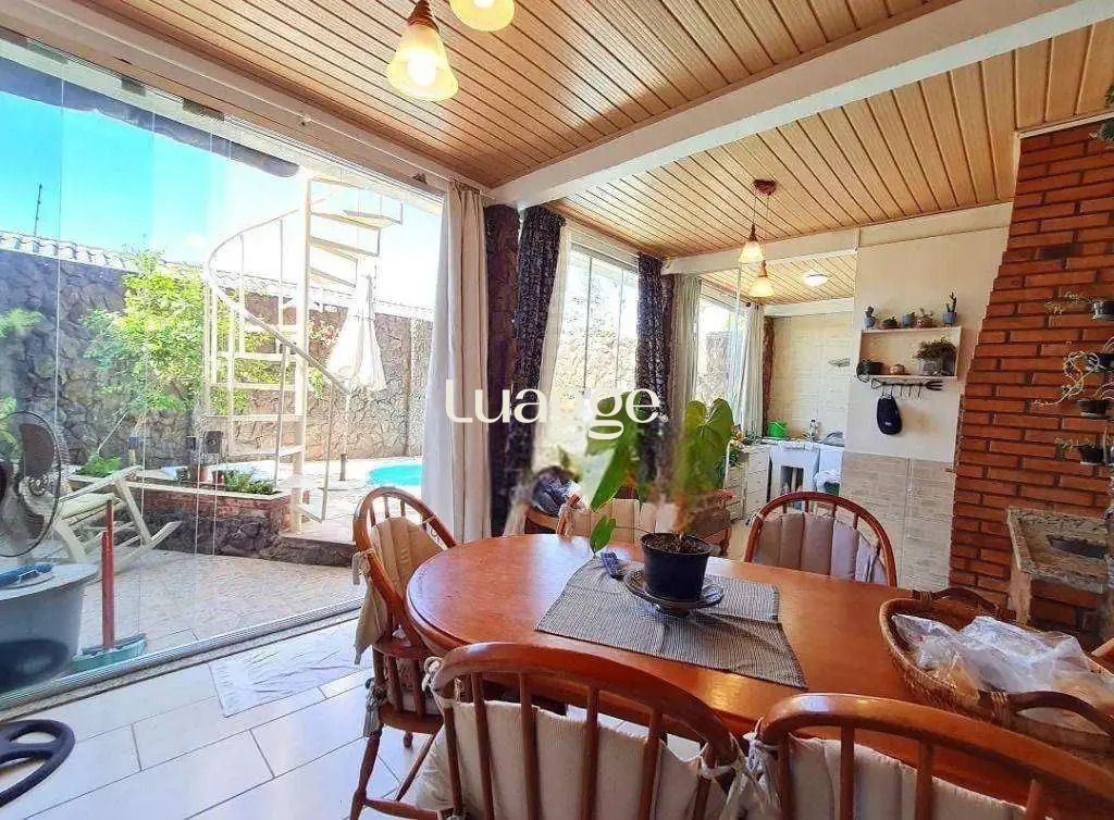 Sobrado à venda com 3 quartos, 187m² - Foto 5