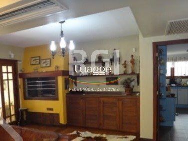 Casa à venda com 4 quartos, 335m² - Foto 8