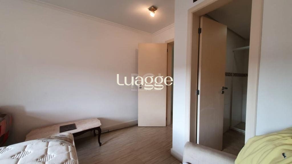 Casa de Condomínio à venda com 5 quartos, 374m² - Foto 35