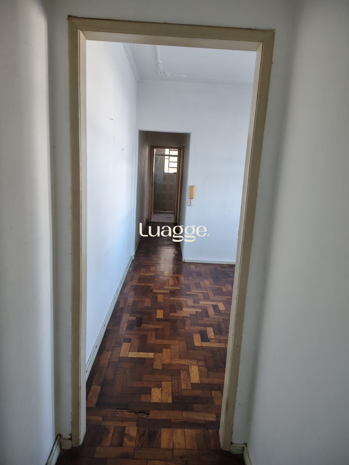 Apartamento à venda com 2 quartos, 66m² - Foto 3