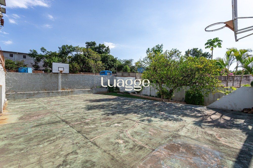 Casa à venda com 5 quartos, 419m² - Foto 74
