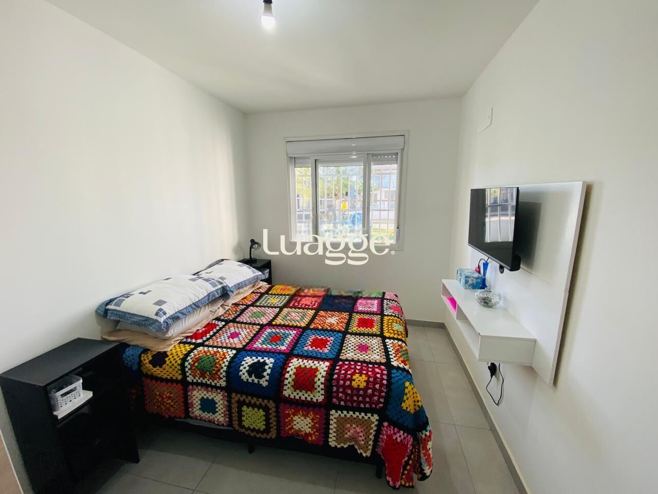 Casa à venda com 2 quartos, 70m² - Foto 4