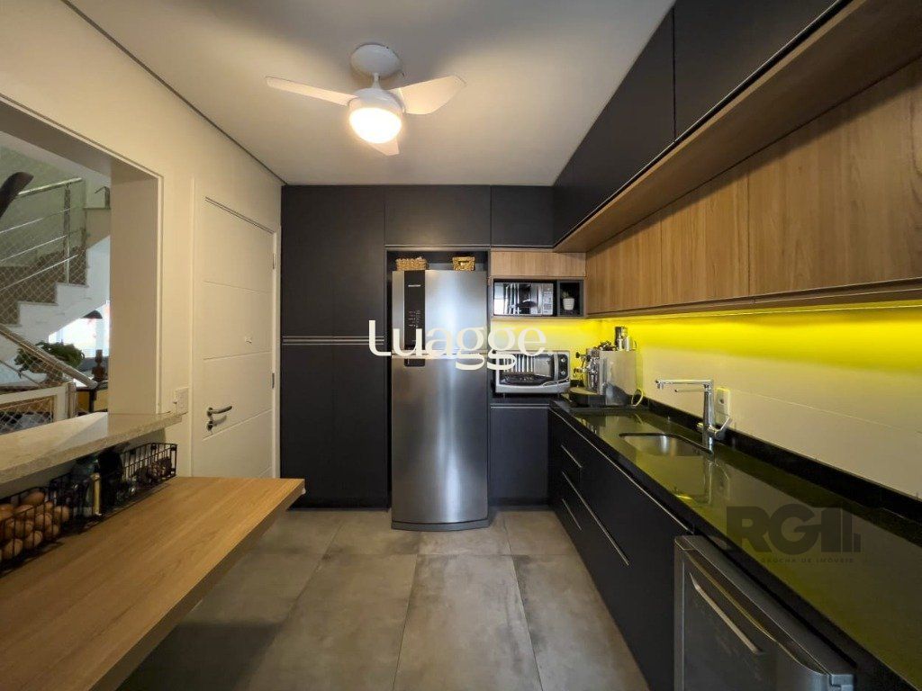 Casa de Condomínio à venda com 3 quartos, 208m² - Foto 19