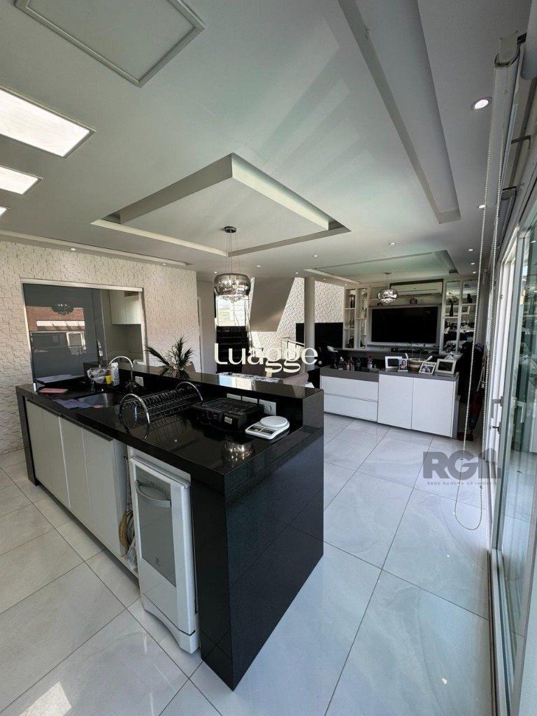 Casa à venda com 4 quartos, 341m² - Foto 16