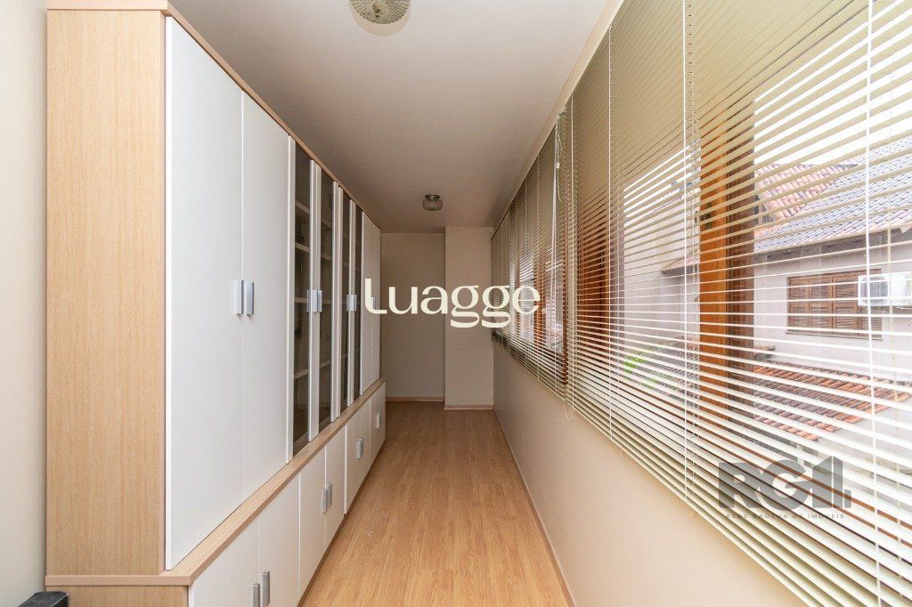 Casa de Condomínio à venda com 3 quartos, 209m² - Foto 21