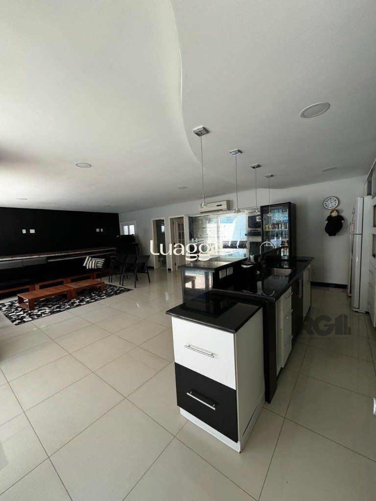Casa à venda com 4 quartos, 341m² - Foto 31