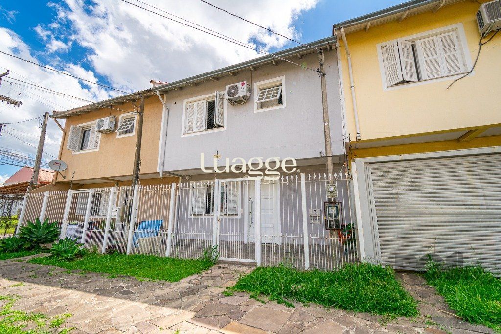 Casa à venda com 3 quartos, 90m² - Foto 25