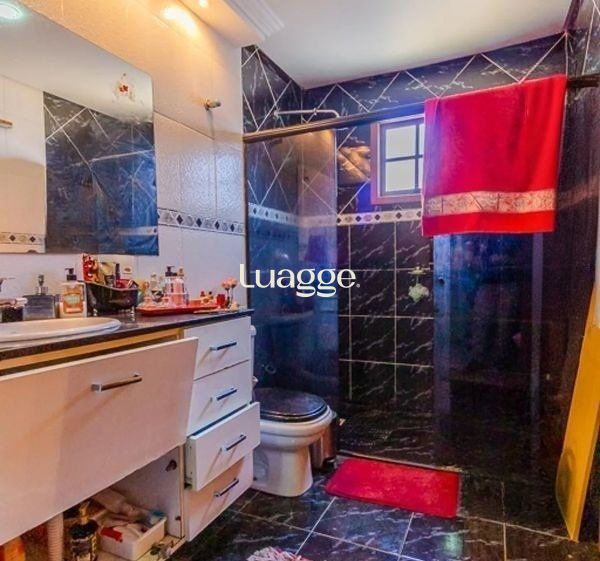 Casa à venda com 4 quartos, 298m² - Foto 16