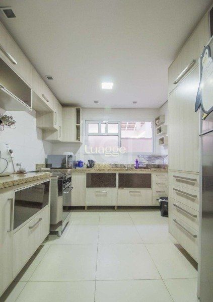 Casa de Condomínio à venda com 5 quartos, 374m² - Foto 24