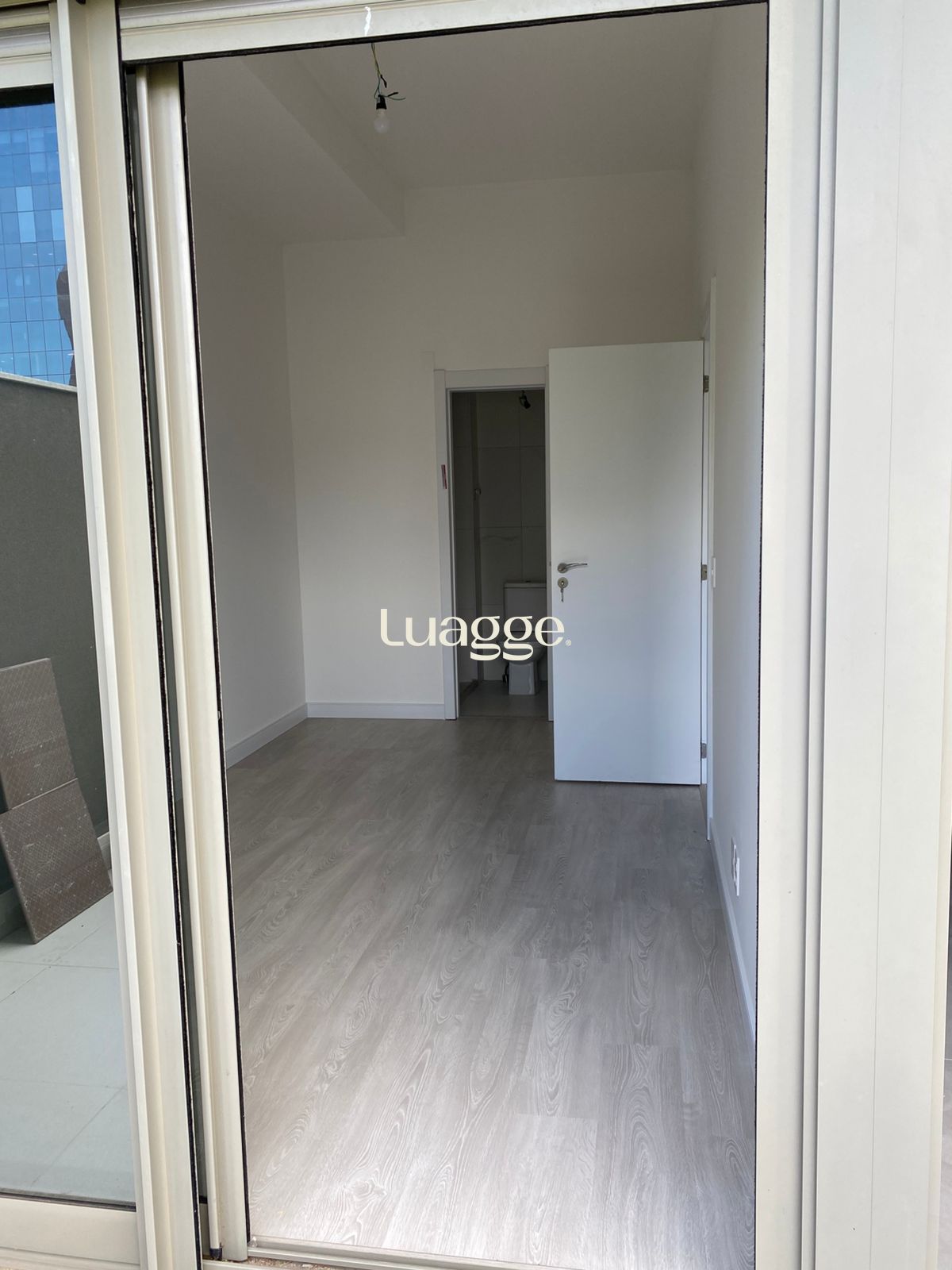Apartamento à venda com 1 quarto, 90m² - Foto 3