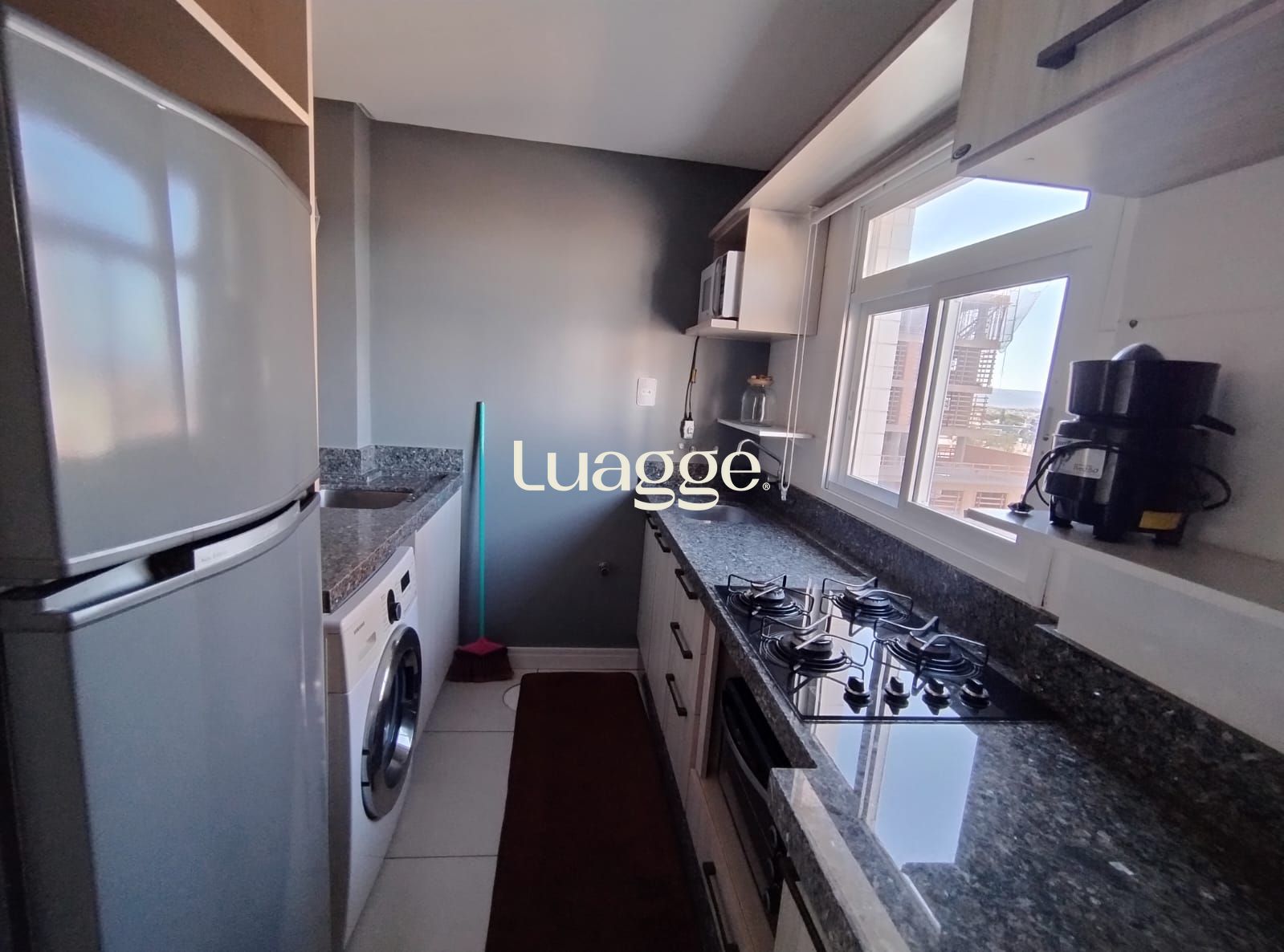Apartamento à venda com 2 quartos, 61m² - Foto 11