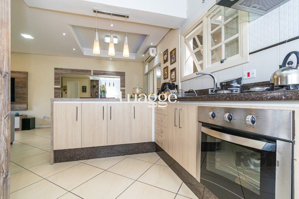 Casa à venda com 3 quartos, 90m² - Foto 10